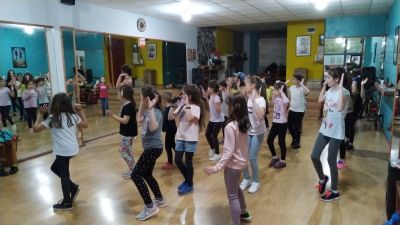 детска група по танци плевен - Trifonov dance academy - Плевен