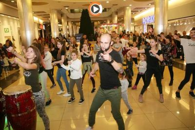 Флаш моб  в Panorama Mall Pleven Trifonov Dance Academy Плевен - Trifonov dance academy - Плевен